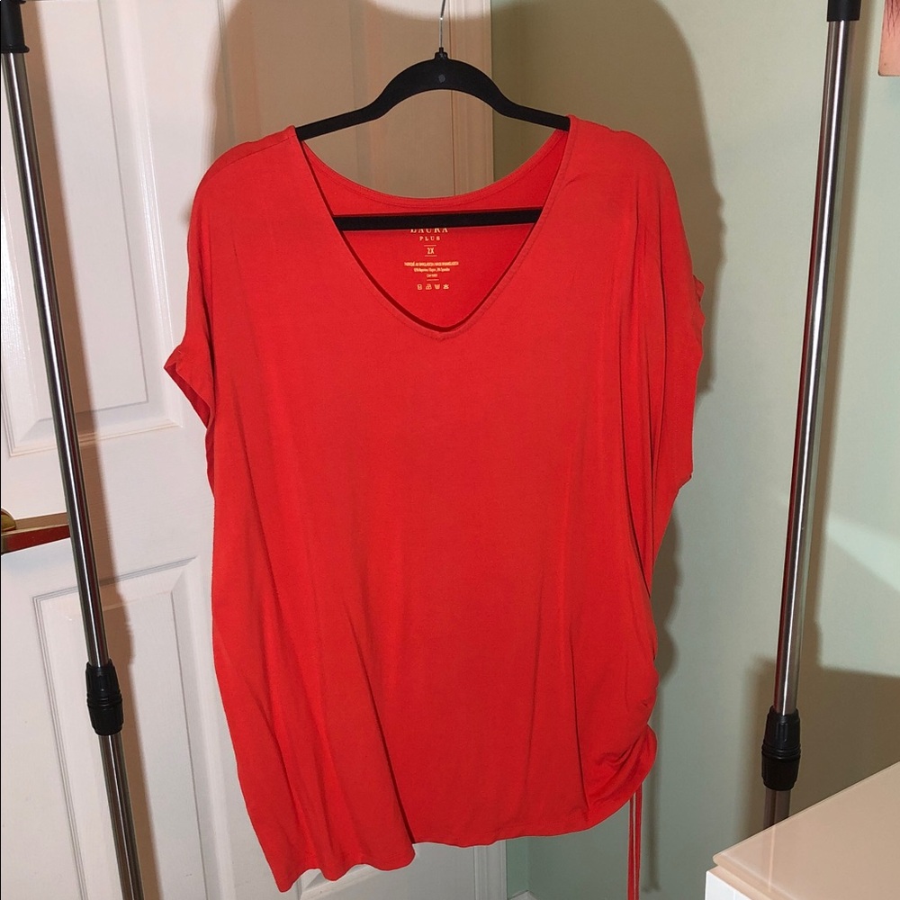Women's Bright Red V-Neck Short Sleeve Top